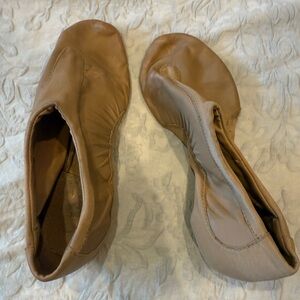 Women's Tan jazz shoes